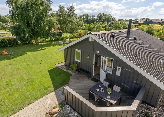 Niska - 300m From The Sea By Interhome